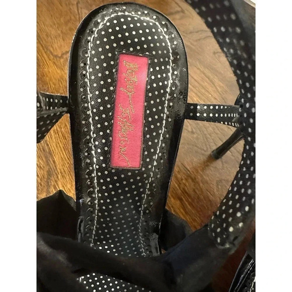 Betsey Johnson Black Strappy Heels with Bow - Picture 3 of 4